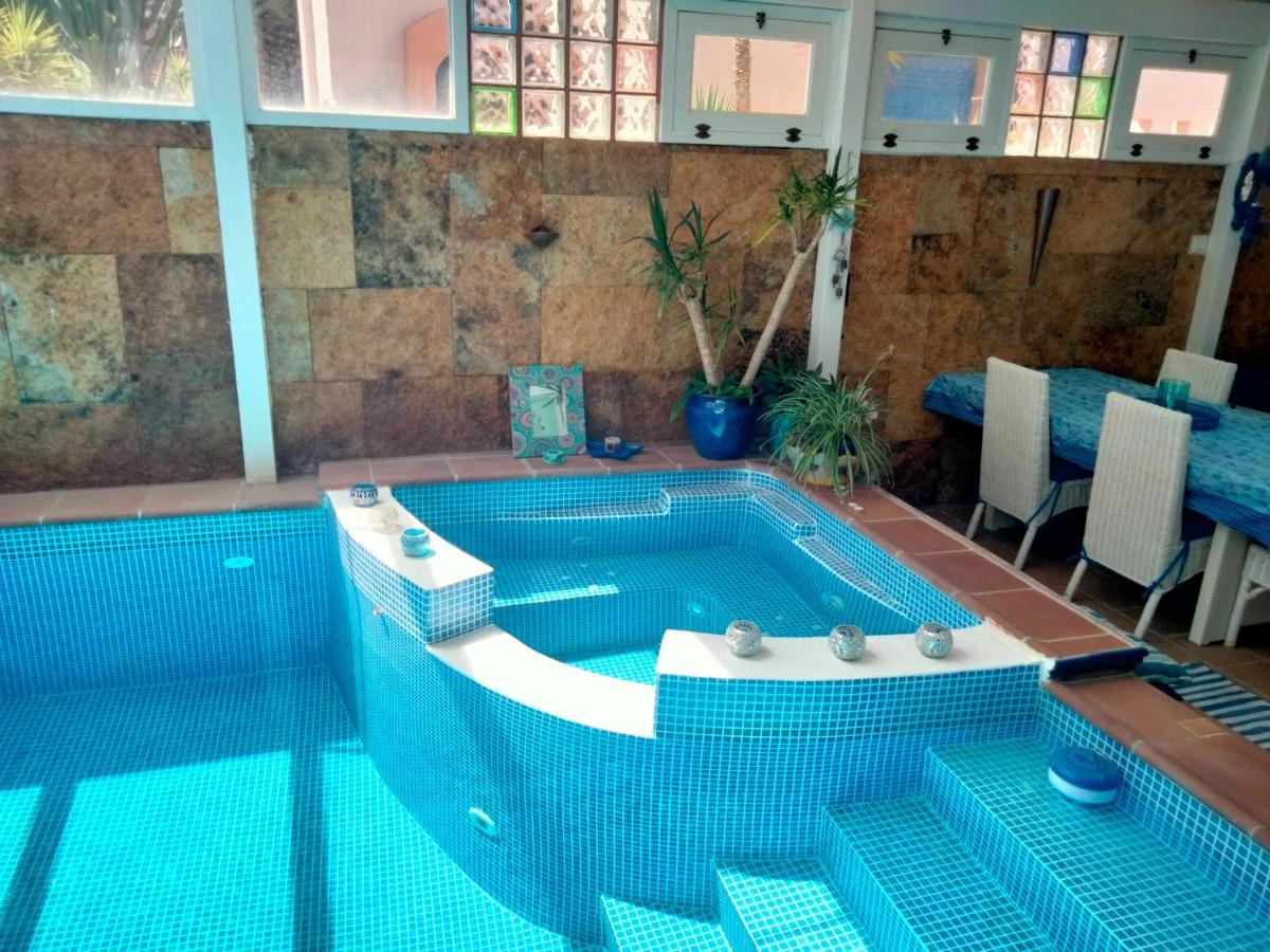 Villa Rosa Meravigliosa Con Piscina Interna Corralejo Bagian luar foto